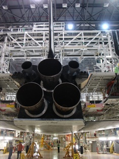 [Photo: Atlantis inside the hangar]